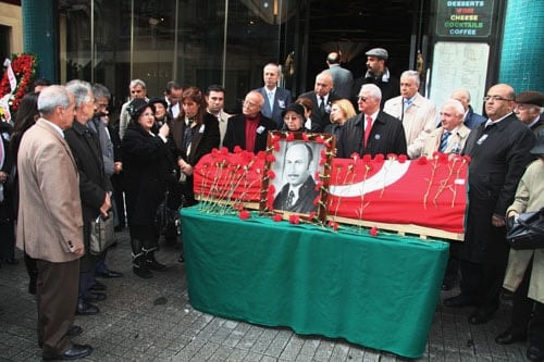 Baromuz Başkanlarından 
Av. M. Burhanettin Güngör'ü 
Kaybettik
 - 6