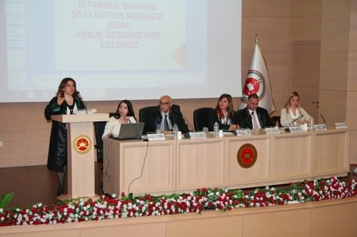 Adil Yargılamanın Teminatı Avukattır
 - 34