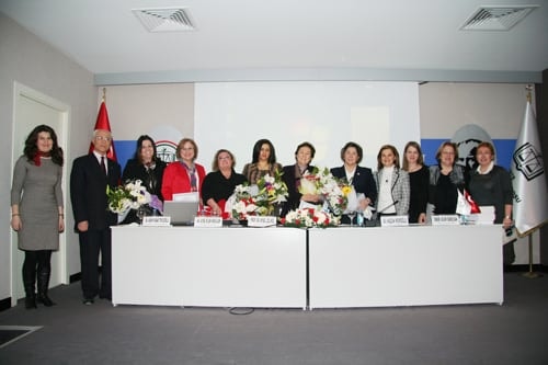 Türkiye Kadın Sorununu Çözerek Çağdaşlaşır
 - 32