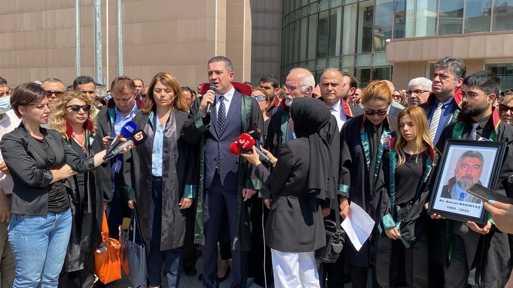 Artık Bildiriler Yazmak Yaslar Tutmaktan Bıktık - 1