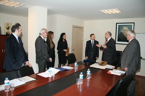 İstanbul Ve Frankfurt Baroları Arasında İşbirliği Sözleşmesi İmzalandı

 - 16