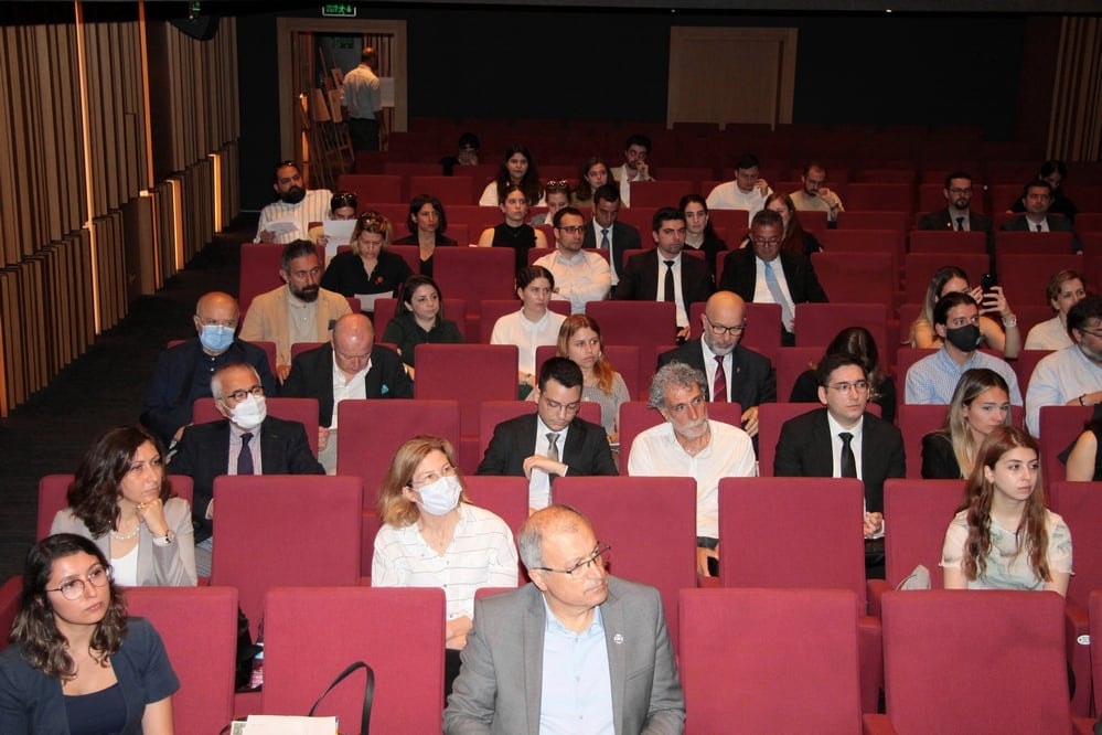 Türk Ticaret Kanunu Deniz Ticareti Hükümlerinin Değerlendirilmesi Sempozyumu - 6