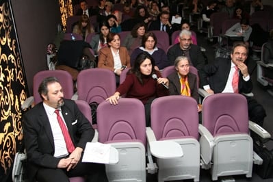 İstinaf Mahkemeleri Paneli

 - 7