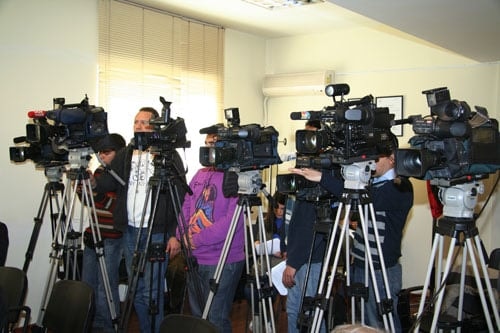 Anayasa Değişiklikleri Hukuk Devletine 
Darbe Niteliğindedir - 5