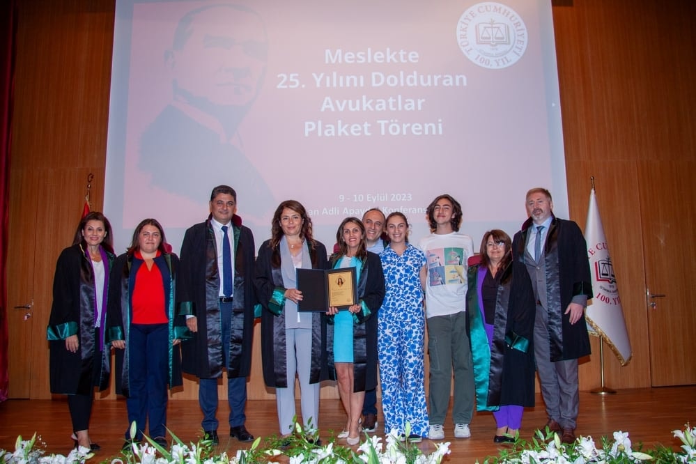 Meslekte 25, 30 ve 35 Yılını Dolduran Meslektaşlarımıza Plaket Verildi - 128