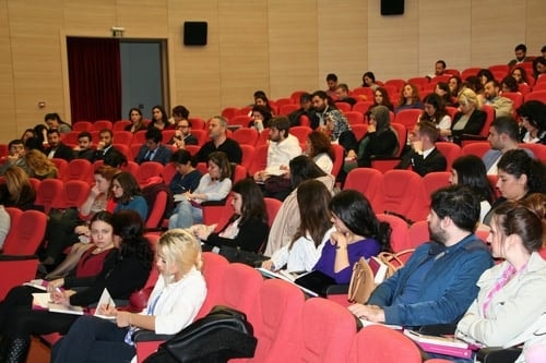 Kadın Hakları Ve Aile İçi Şiddet” Konulu Sertifika Programı Devam Ediyor
 - 12