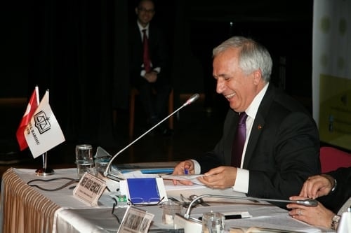 Edinilmiş Mallara Katılma Rejimi Ve Boşanma Hukuku İle İlgili Uygulama Sorunları

 - 74