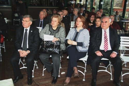 Baro Meclisi Toplandı 

 - 6