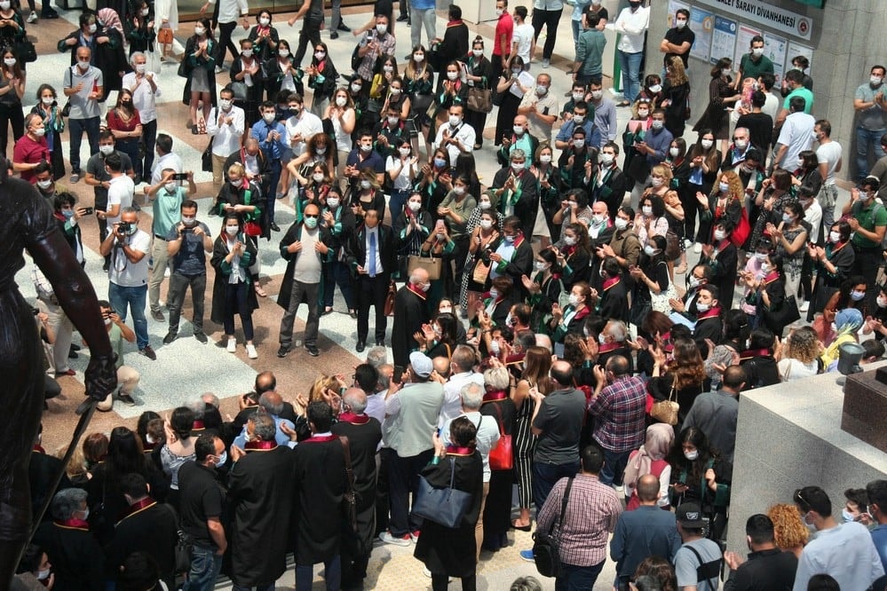 Avukatların Direnişi Sürüyor - 37