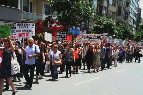 Devrim Yasamız Medeni Kanuna Sahip Çıkıyoruz Yürüyüşü - 14
