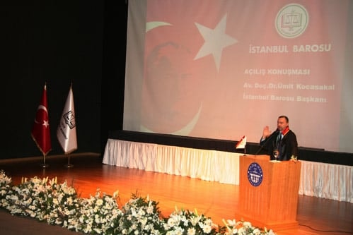 İstanbul Barosu'nun 135. Kuruluş Yıldönümünde 796 Meslektaşımıza Plaket Verildi - 53