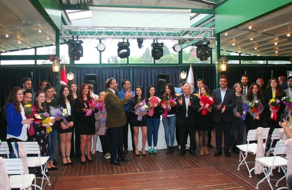 Tarihte Haksız Yargılamaların Gölgesinde Savunmanın Savunulması – II - 90