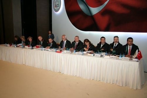 Ümit Kocasakal İstanbul Barosu Başkanlığına Yeniden Seçildi 

 - 111