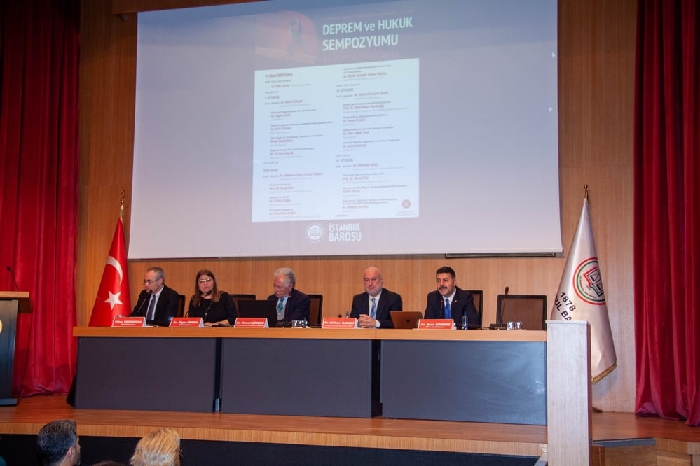 Deprem ve Hukuk Sempozyumu - 12