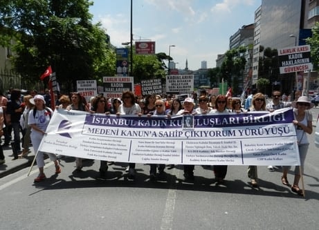 Devrim Yasamız Medeni Kanuna Sahip Çıkıyoruz Yürüyüşü - 31