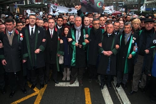 Polis Devleti Değil Hukuk Devleti

 - 28