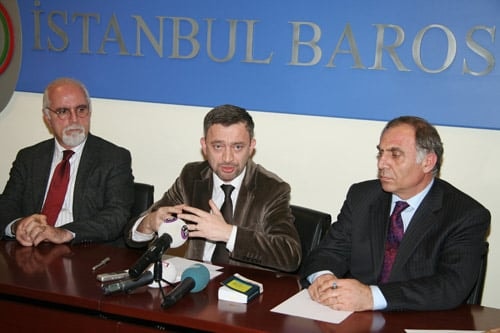 Basın Açıklaması : "Hukuka Ve Ülkeye Balyoz"

 - 3