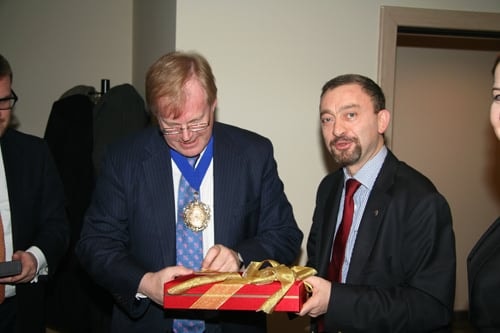 İngiliz Heyet Baromuzu Ziyaret Etti

 - 22