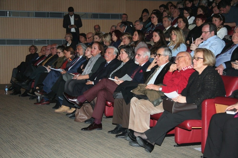 Hukuksal Gerçeklikler Bağlamında Anayasa Değişikliği - 53