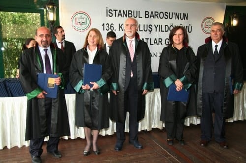 Hukuk Devleti Tesis Edilene, Yargı Bağımsız Olana Kadar, Bedeli Ve Pahası Ne Olursa Olsun Bu Mücadeleyi Birlikte Sürdüreceğiz - 111