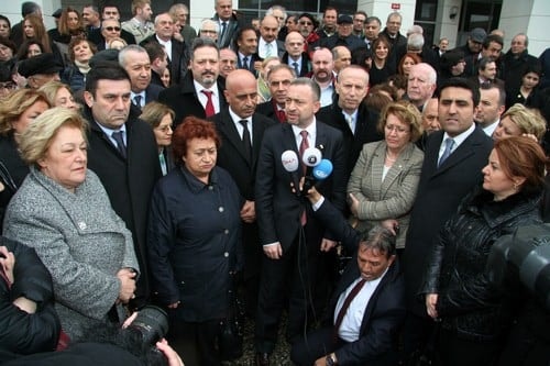 Savunmanın Ve Baronun Yargılandığı Dava Beraatla Sonuçlandı

 - 42