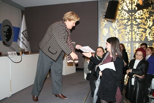 Kadın Hakları Ve Aile İçi Şiddet Semineri Devam Ediyor
 - 28