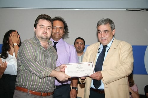 19.Dönem Hukuk İngilizcesi Ve Terminolojisi Derslerini Tamamlayanlara Katılım Belgeleri Verildi - 19