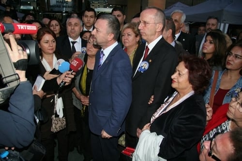 Ümit Kocasakal İstanbul Barosu Başkanlığına Yeniden Seçildi 

 - 361