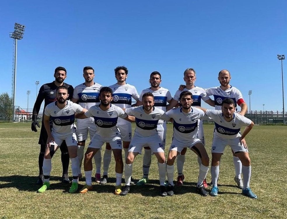 Marmara Futbol Takımı Dostluk Turnuvasında 2. oldu - 1