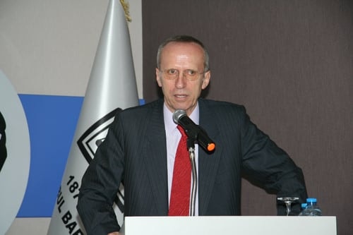 İnsan Haklarında Bir Arpa Boyu Yol
 - 8