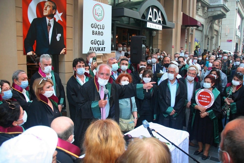 Biz Bu Ülkeyi Hukuk Devleti Yapmak İçin Varız - 19