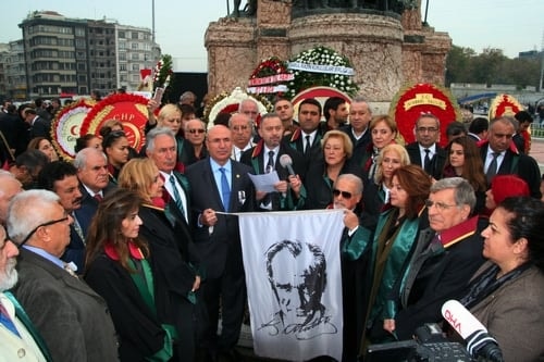 Aramızdan Ayrılışının 77. Yılında Atamızı Saygı Ve Minnetle Andık 
 - 79