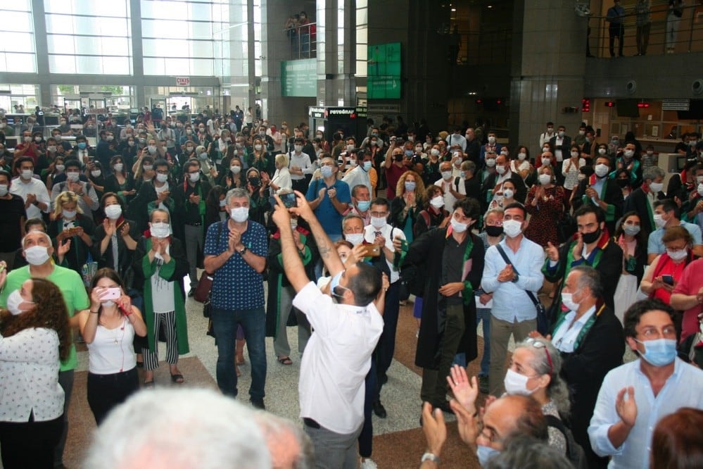 Avukatların Direnişi Sürüyor - 16