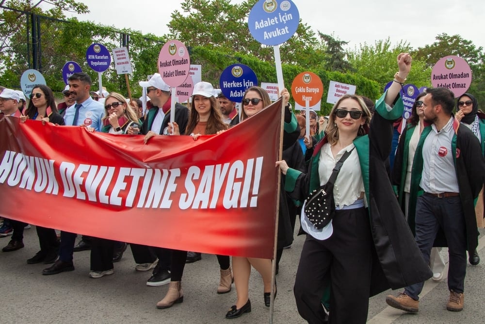 Binlerce Meslektaşımızla “Avukat İçin de Adalet” İçin Ankara’da Bir Araya Geldik - 34