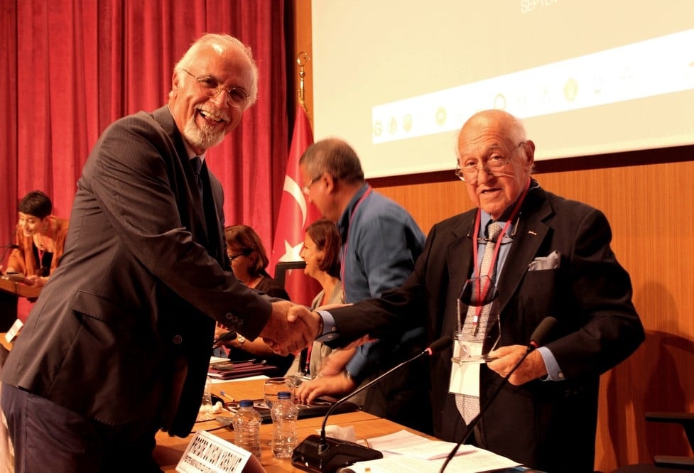 Uluslararası Konferans: ‘Ayın Karanlık Yüzü’ - 190