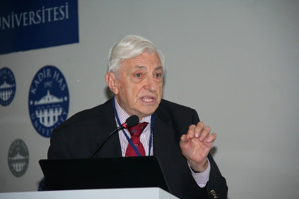 IV. Ulusal Sağlık Hukuku Sempozyumu - 40