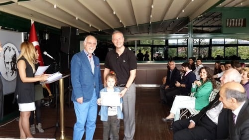 29. Dönem Hukuk İngilizcesi Ve Terminolojisi Derslerini Tamamlayanlara Katılım Belgeleri Verildi 
 - 16