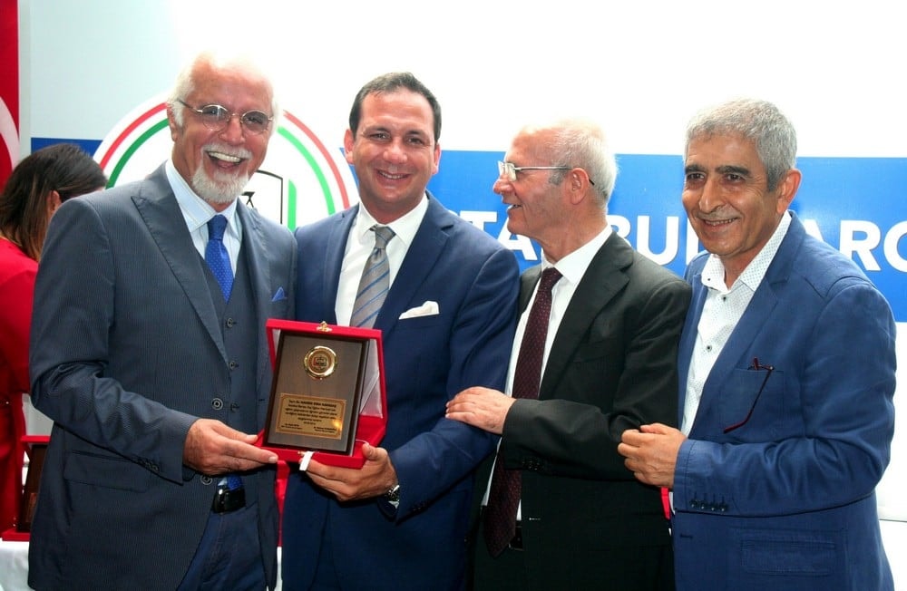 Sem Eğitmenlerine Plaket Verildi - 105