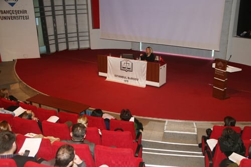 “Kadın Hakları Ve Aile İçi Şiddet” Konulu Eğitim Seminerleri

 - 14