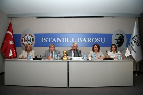 Başkan Kocasakal, Baro Meclisinde Yönetim Kurulu’Nun Çalışmalarını Anlattı

 - 1