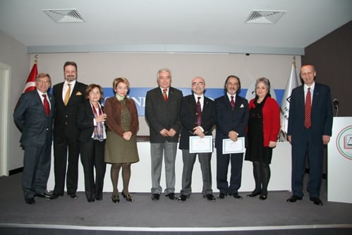 Devrim Yasalarının İçi Boşaltılıyor

 - 23