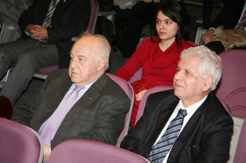 Cezaevlerindeki Doluluk
İnsan Haklarını İhlal Ediyor - 9