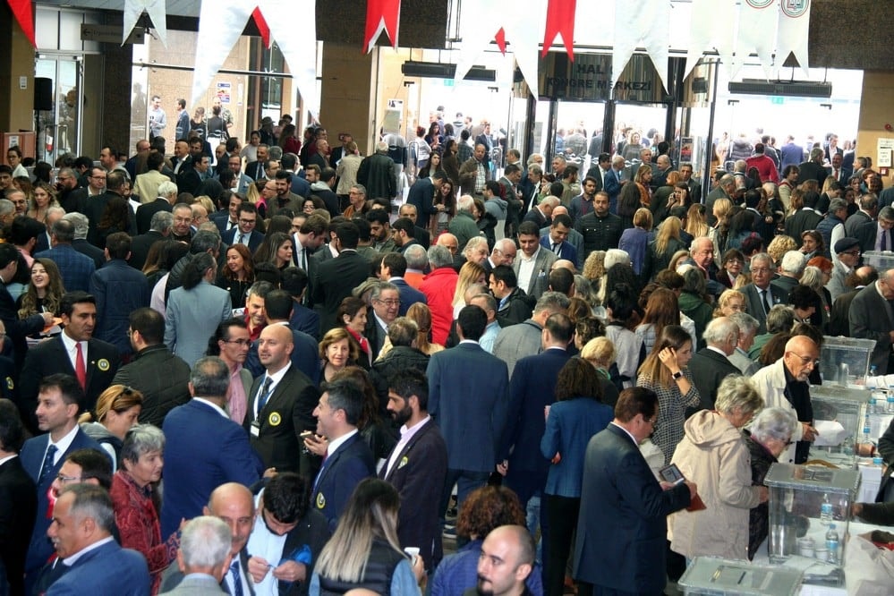 Başkan Durakoğlu Güven Tazeledi - 451