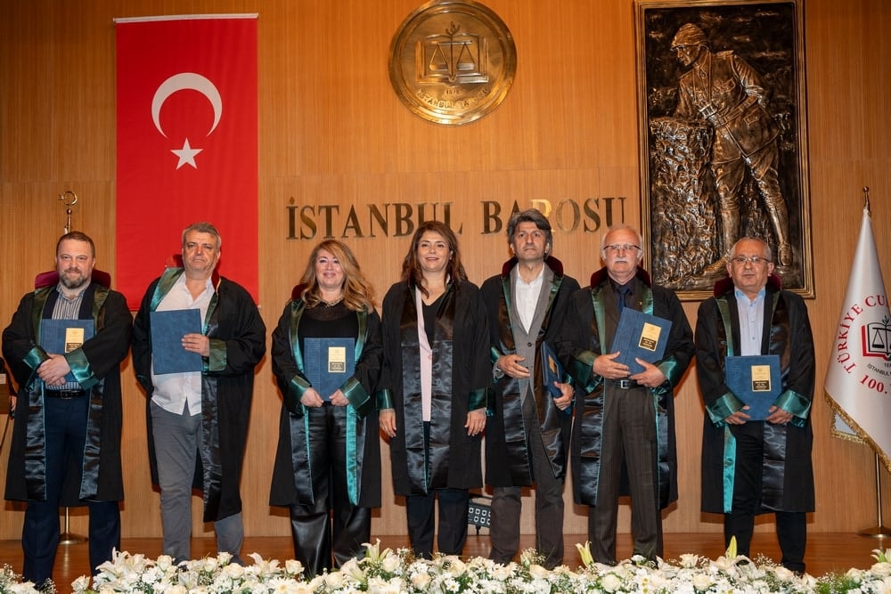 Meslekte 25, 30 ve 35 Yılını Dolduran Meslektaşlarımıza Plaket Verildi - 33