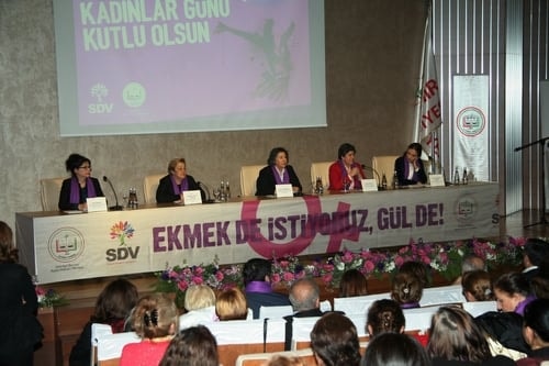 2015 Türkiye’Sinde Kadın
 - 6