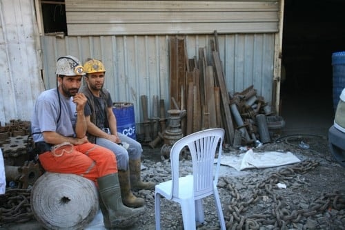 İstanbul Barosu Başkan Ve Yönetim Kurulu Üyeleri, Acıyı Paylaşmak, İncelemelerde Bulunmak İçin Soma’Daydı

 - 29