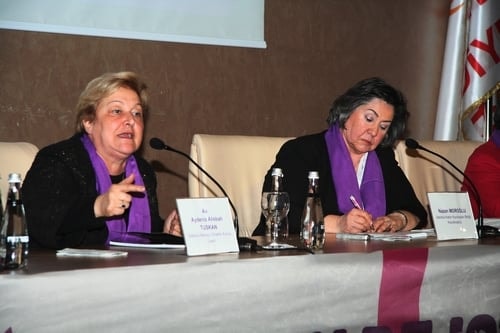 2015 Türkiye’Sinde Kadın
 - 47