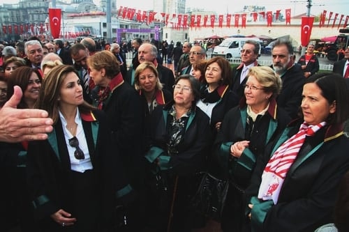 Ulu Önder Atatürk’Ü Saygı, Minnet Ve Şükranla Andık

 - 43