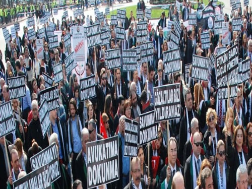 Savunma Susturulamaz Mitingi Yapıldı

 - 7