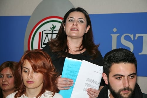 Türk Halk Müziği Koromuz Atatürk’Ün Sevdiği Eserleri Seslendirdi
 - 12